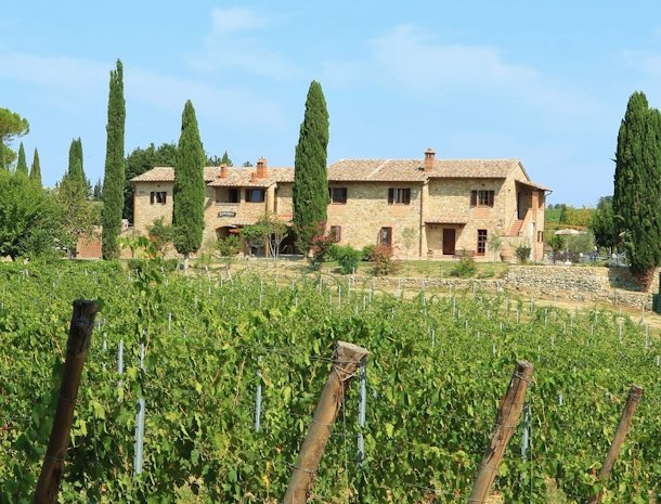 tenuta sovestro toscane.jpg