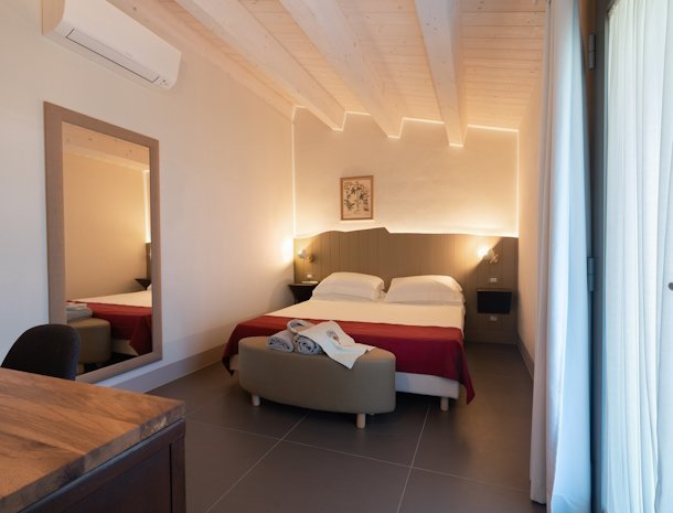 agriturismo-podere-maremma-kamer-deluxe.jpg