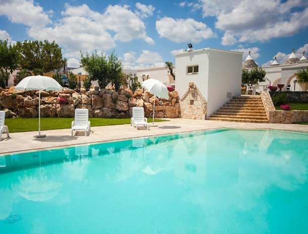 bed-and-breakfast-coppola-di-seta-locorotondo-puglia.jpg