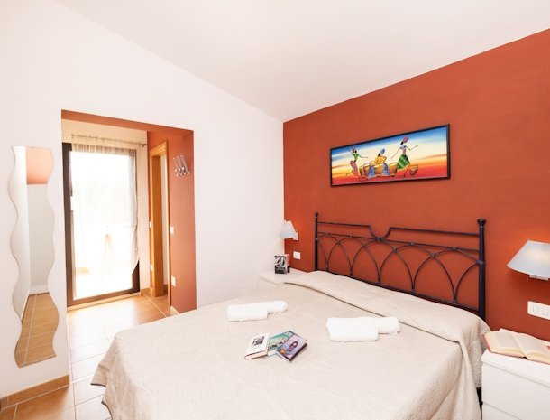 agriturismo-i-tesori-del-sud-vieste-appartement-bilocale-slaapkamer.jpg